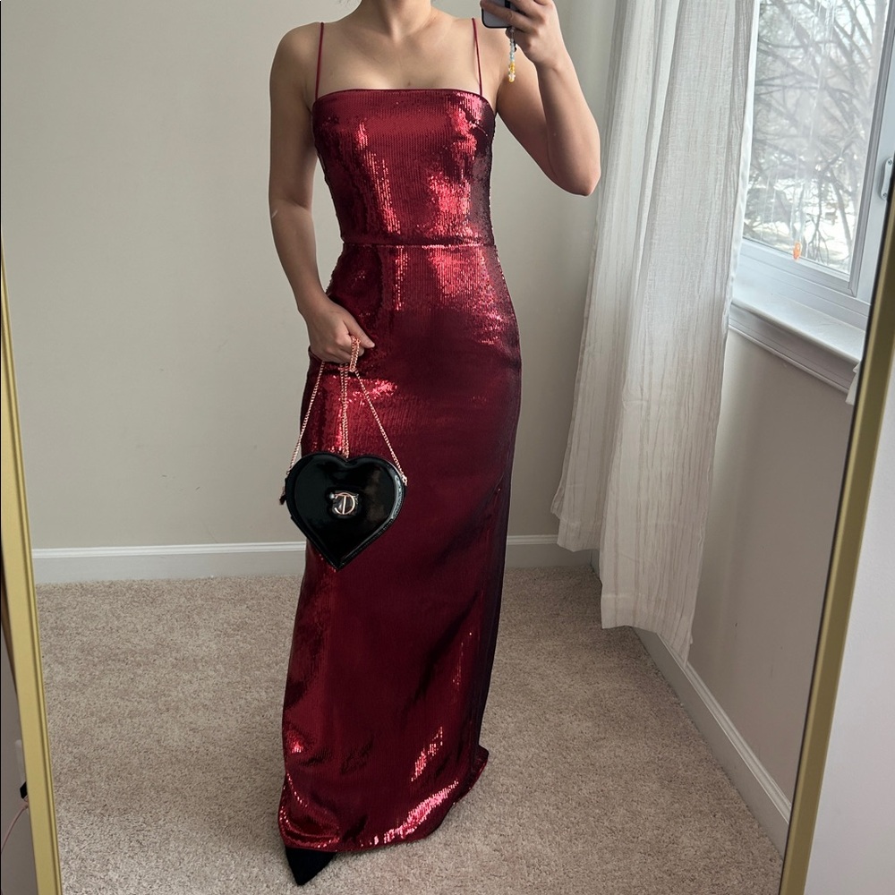 Reformation red sequin dress. Size 2 - Picture 13 of 16